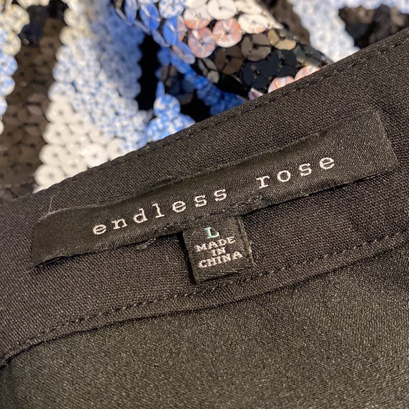 Endless Rose Sequin Pencil Skirt - Picture 5 of 7